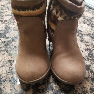 Cherokee ankle boots size 5T